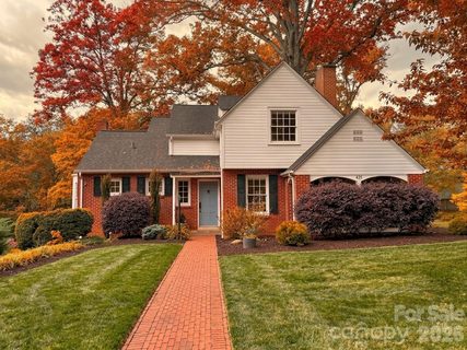 Homes in Hillcrest, Hickory
