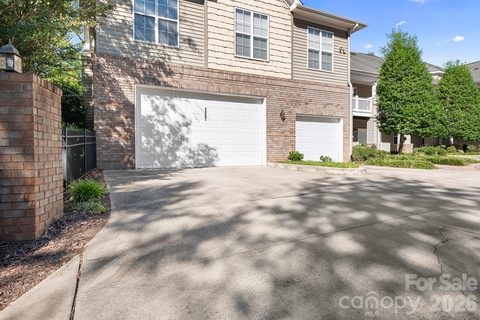 9007 Rosalyn Glen Road active condo in Edinburgh Square, Cornelius, NC