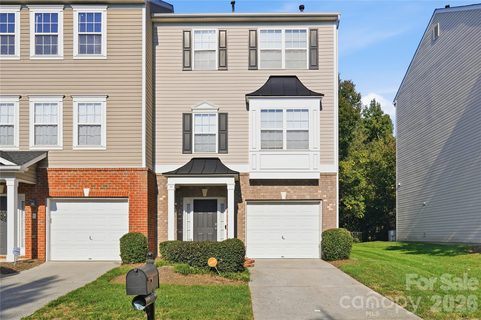 9808 Walkers Glen Drive active townhome in Moss Creek Village, Concord, NC
