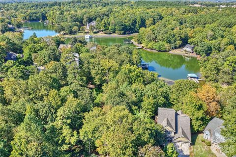 12039 Spinnaker Drive active home in Tega Cay, Tega Cay, SC
