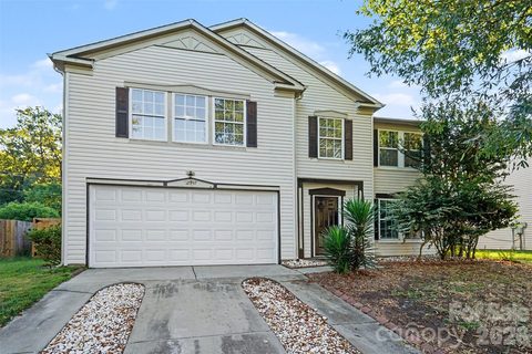 Homes in Hartwell, Charlotte