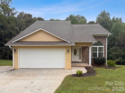 117 Sundance Circle active home in Deer Crossing, Statesville, NC