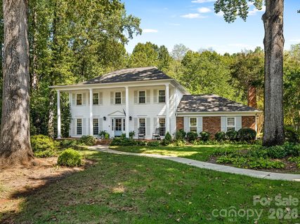 2007 Fromby Court pending home in Foxcroft East, Charlotte, NC