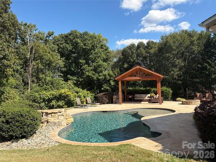 900 Saddle Ridge Road active home in Saddlegate, Fort Mill, SC