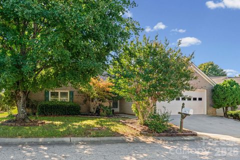 302 Hidden Creek Circle active home in Hidden Creek, Salisbury, NC