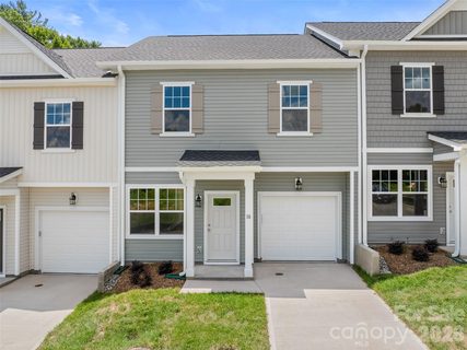 22 Bessie Luther Boulevard sold townhome in Liberty Oaks, Candler, NC