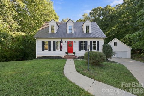 205 Colonial Avenue active home in Mountain Brook Estates, Concord, NC