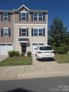 6233 Cutwater Circle