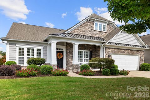 2100 Yellowstone Drive active home in Sun City Carolina Lakes, Indian Land, SC