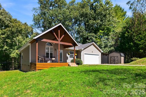 8 Maltese Lane active home in Chickwood Knoll, Weaverville, NC