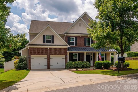 576 Becker Avenue active home in Fallbrook, Fort Mill, SC