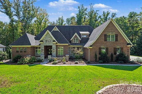 4071 Poplar Ridge Drive active home in The Ridge At Fort Mill, Fort Mill, SC