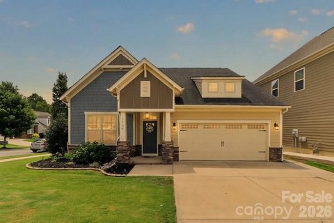 128 Creekside Crossing Lane active home in Byers Creek, Mooresville, NC