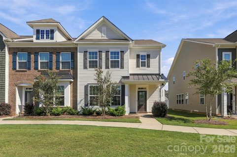 12732 Wandering Brook Drive active townhome in Chateau, Charlotte, NC