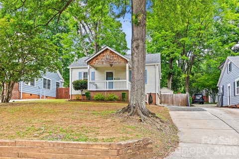 3225 Commonwealth Avenue active home in Commonwealth Park, Charlotte, NC