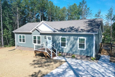 2063 Vance Street active home in Spring Echo, Newton, NC
