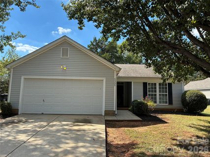 5305 Starflower Drive active home in Turtle Rock, Charlotte, NC