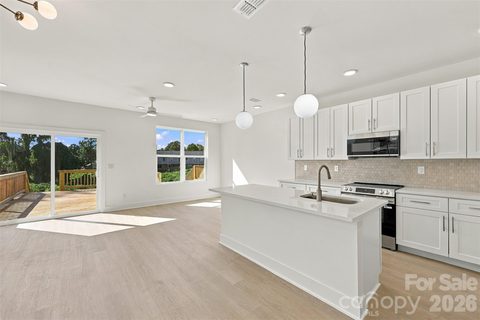 Homes in Mooresville, Mooresville