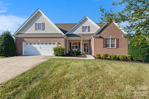 117 W Vista View Place active home in Isle Of Pines, Mooresville, NC