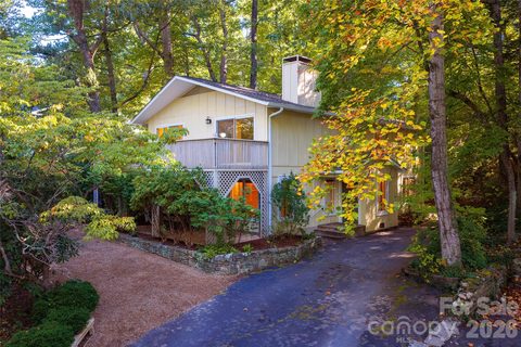 112 Rhododendron Avenue active home in Methodist Colony, Black Mountain, NC