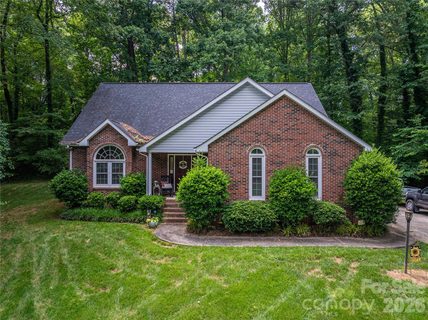 645 Deerfield Drive active home in Deerfield, Mount Holly, NC