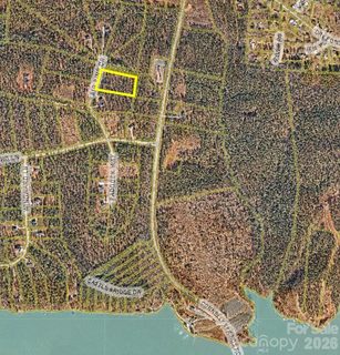 V L Big Pine Drive active lot in The Waterfront Club, Granite Falls, NC