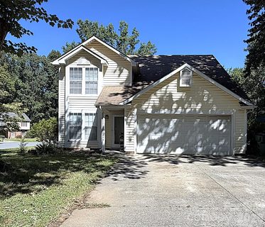 6844 Shiloh Ridge Lane active home in Idlewild Brooke, Charlotte, NC