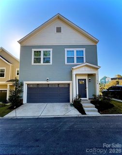 516 Kingsway Circle pending home in Aveline At Coulwood, Charlotte, NC