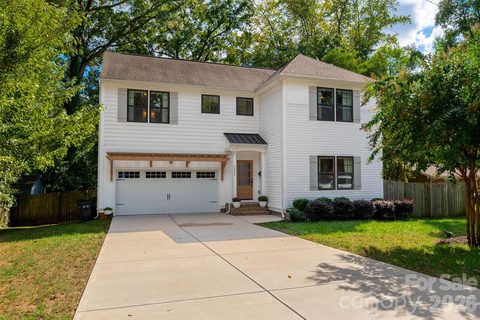 3200 Cosby Place active home in Merry Oaks, Charlotte, NC