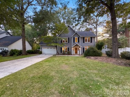 Homes in The Heathers, Matthews