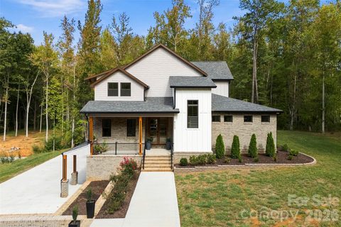 Homes in Arlington Hills, Charlotte