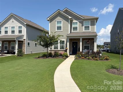 15506 Parkside Crossing Drive active home in Parkside Crossing, Charlotte, NC