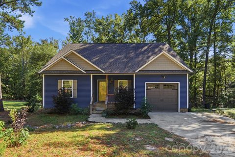 1534 Hathaway Drive
