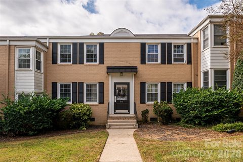 311 Wakefield Road active condo in Selwyn Village, Charlotte, NC