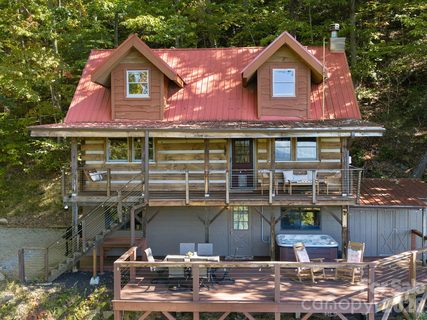 A home in Henry Dingus Jr