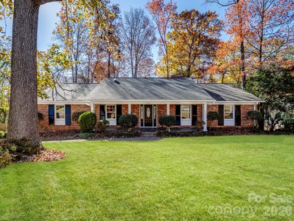 2111 Sagamore Road active home in Barclay Downs, Charlotte, NC
