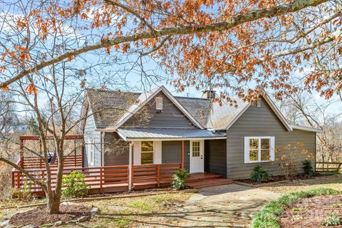2 Worley Place active home in W M Worley Estate, Asheville, NC