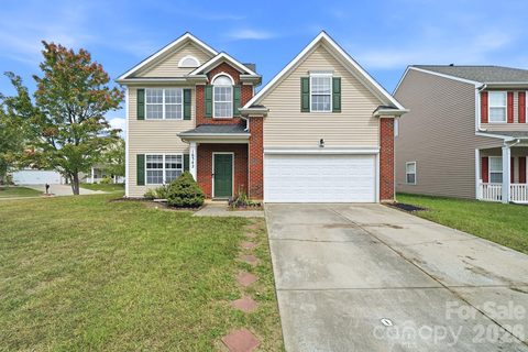 16342 Hayfield Road active home in Farmington Ridge, Charlotte, NC