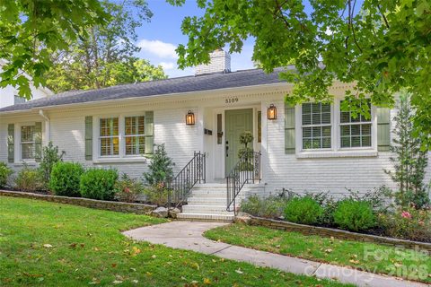 5109 Wedgewood Drive pending home in Madison Park, Charlotte, NC