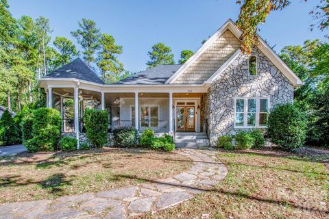 Catalina Cove, Mooresville