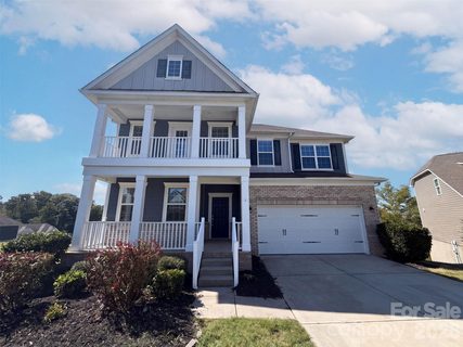 6219 Shumard Oak Way active home in Heritage Hall, Fort Mill, SC