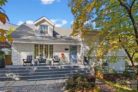 5145 Murrayhill Drive active home in Madison Park, Charlotte, NC