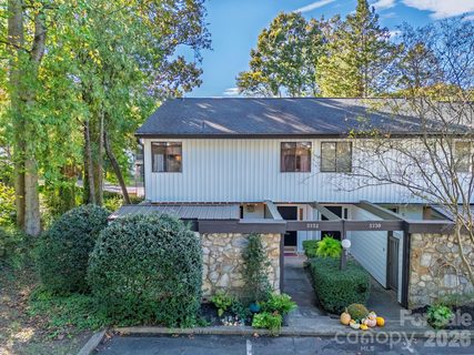 3732 Winding Creek Lane pending townhome in Sir Johns Hill, Charlotte, NC