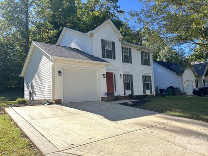 5326 Groveton Court active home in Farmington, Charlotte, NC
