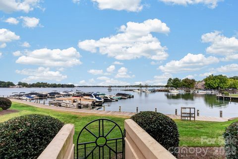 Homes in Davidson Landing, Davidson