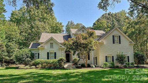 16521 Plantation Woods Drive active home in Riverpointe, Charlotte, NC