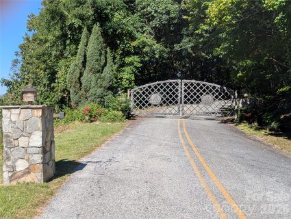 0 Lakeview Drive active lot in Melrose Mtn, Tryon, NC