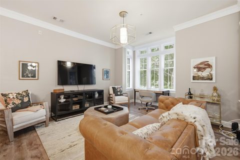 2810 Selwyn Avenue active condo in Myers Park, Charlotte, NC