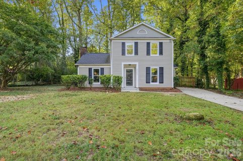 8500 Othello Place pending home in Birnam Woods, Charlotte, NC