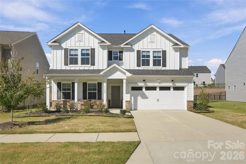 11126 Glasden Road active home in Parkside Crossing, Charlotte, NC